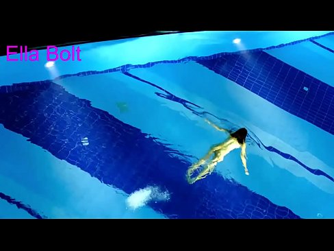 ❤️ No puc parar de mirar-la, jove rossa presa nedant nua a la piscina del complex ELLA BOLT ❤ Porno vk al porno ca.hentaisea-com.ru ❌