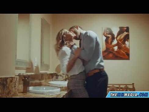 ❤️ Quan una rossa tetona et sedueix en un lavabo públic ❤ Porno vk al porno ca.hentaisea-com.ru ❌